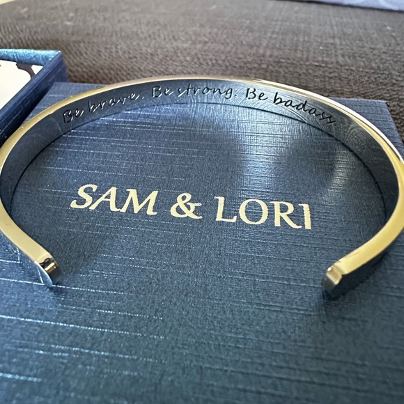 Sam and Lori Silver Colored Metal Cuff Bracelet “Be Brave Be Strong Be Badass” - Picture 3 of 6